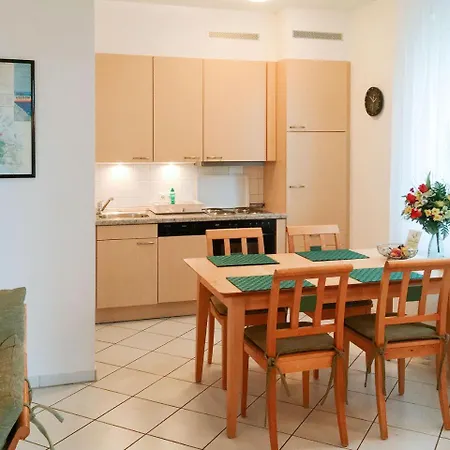 Fridolin Mit Balkon- Nur 200m Bis Zum דירה *