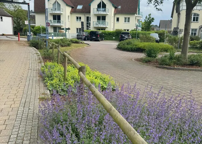 Fridolin Mit Balkon- Nur 200m Bis Zum 아파트